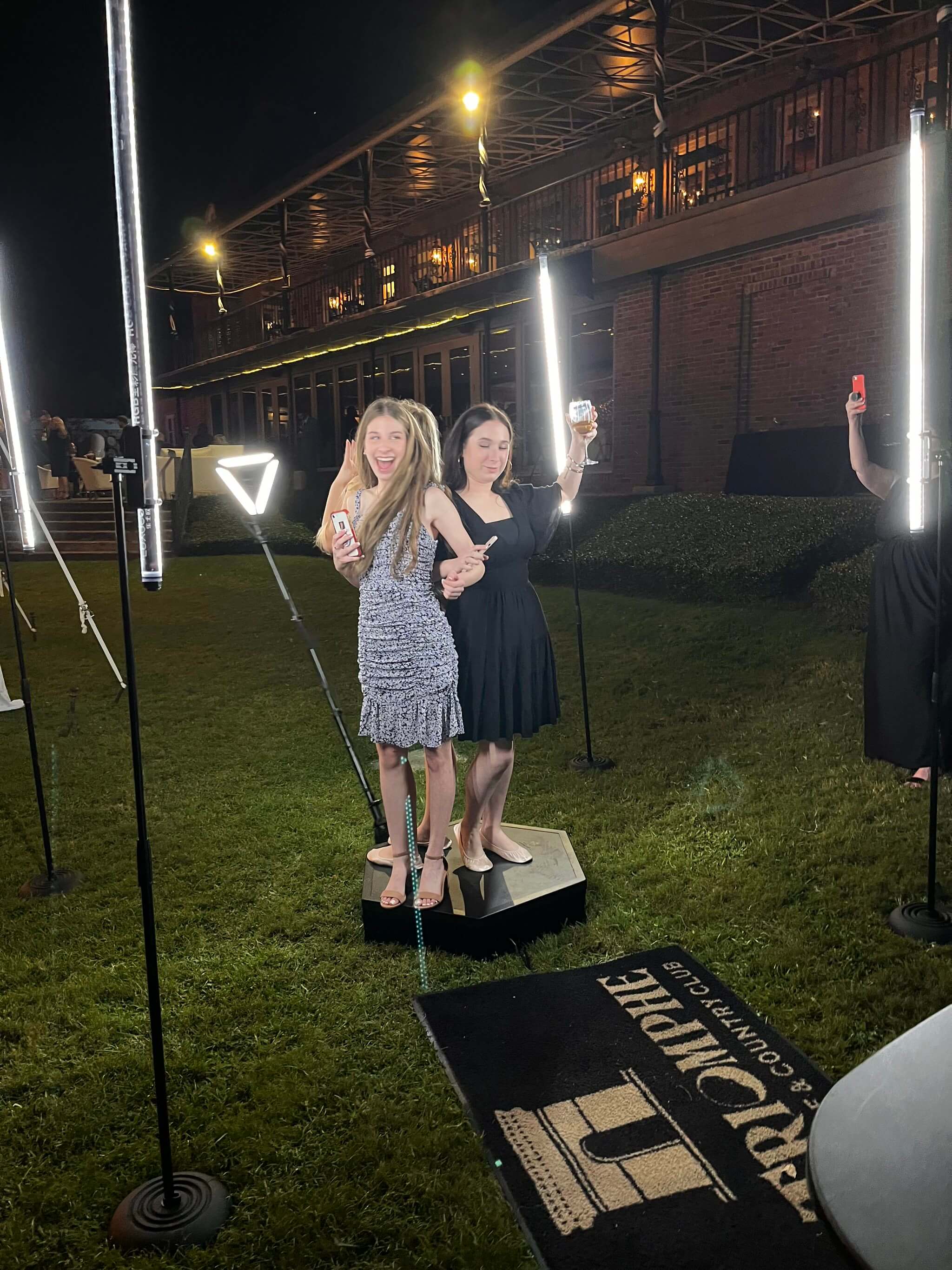 Lafayette Glam Photo Booth 342