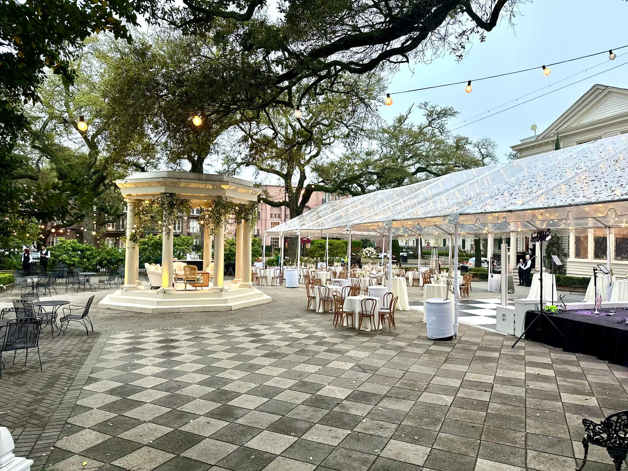 Lafayette Glam Photo Booth 352