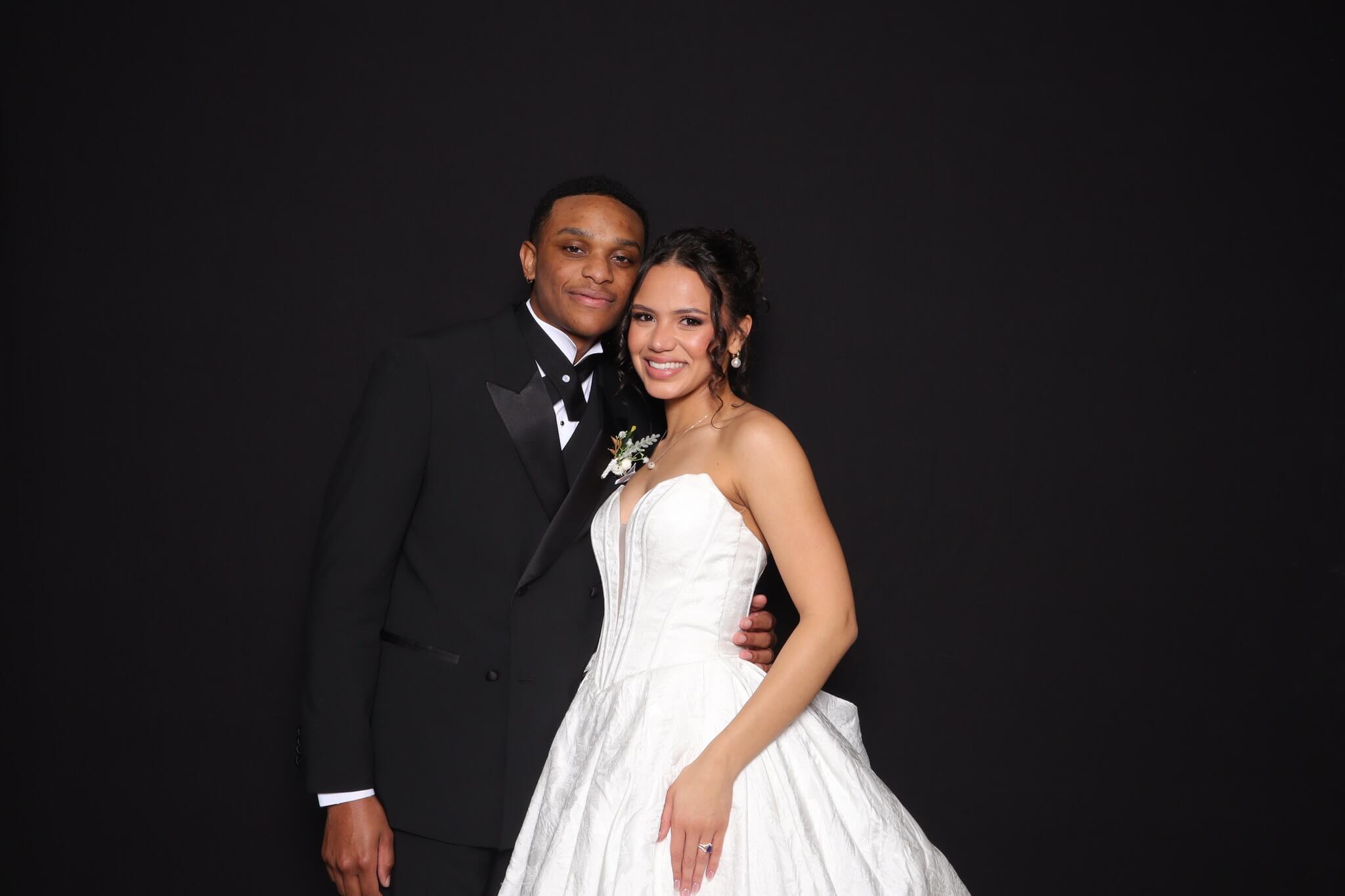 Black Backdrops | A Modern and Elegant Choice for Wedding Photo Booths